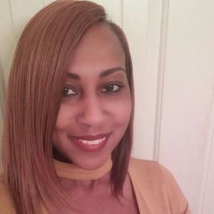 Meet your Posher, Cynthia